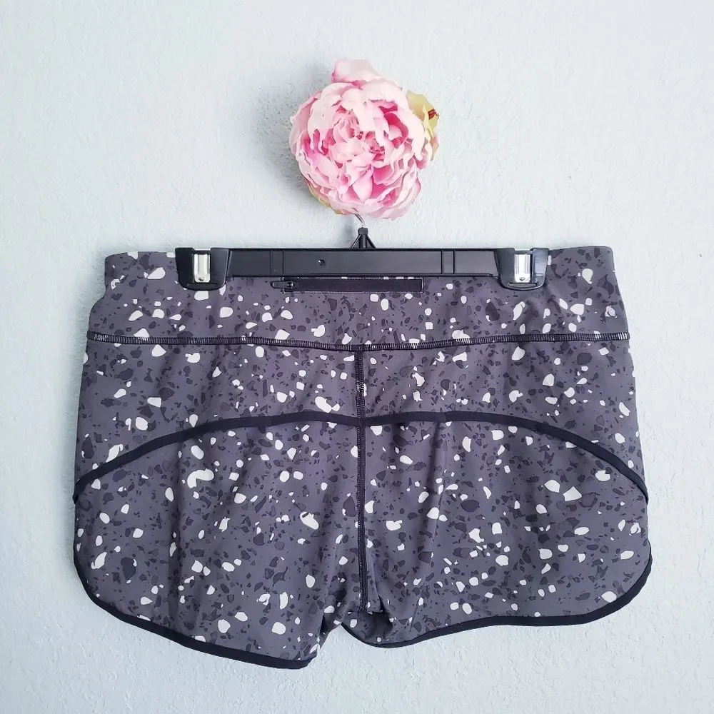 Smartwool Merino Wool Breathable Lined Athletic Shorts in black composite print - Picture 5 of 8